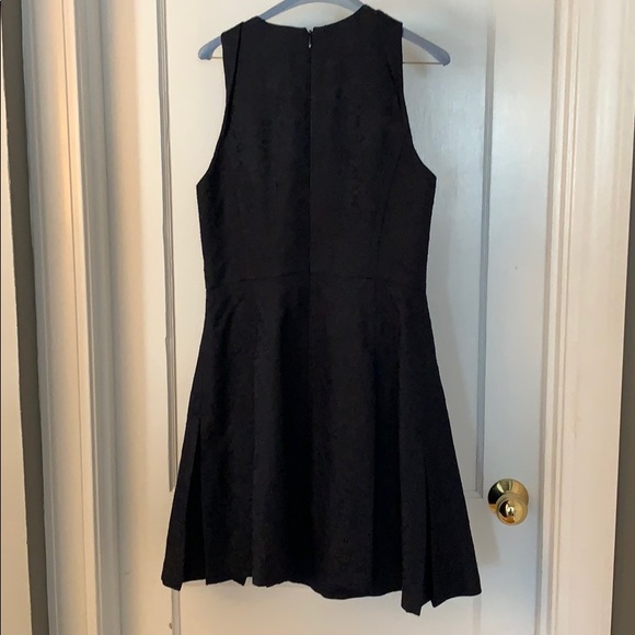 Gorgeous a banana Republic dress - Picture 5 of 5